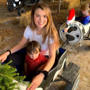 Meet your Posher, Brittany